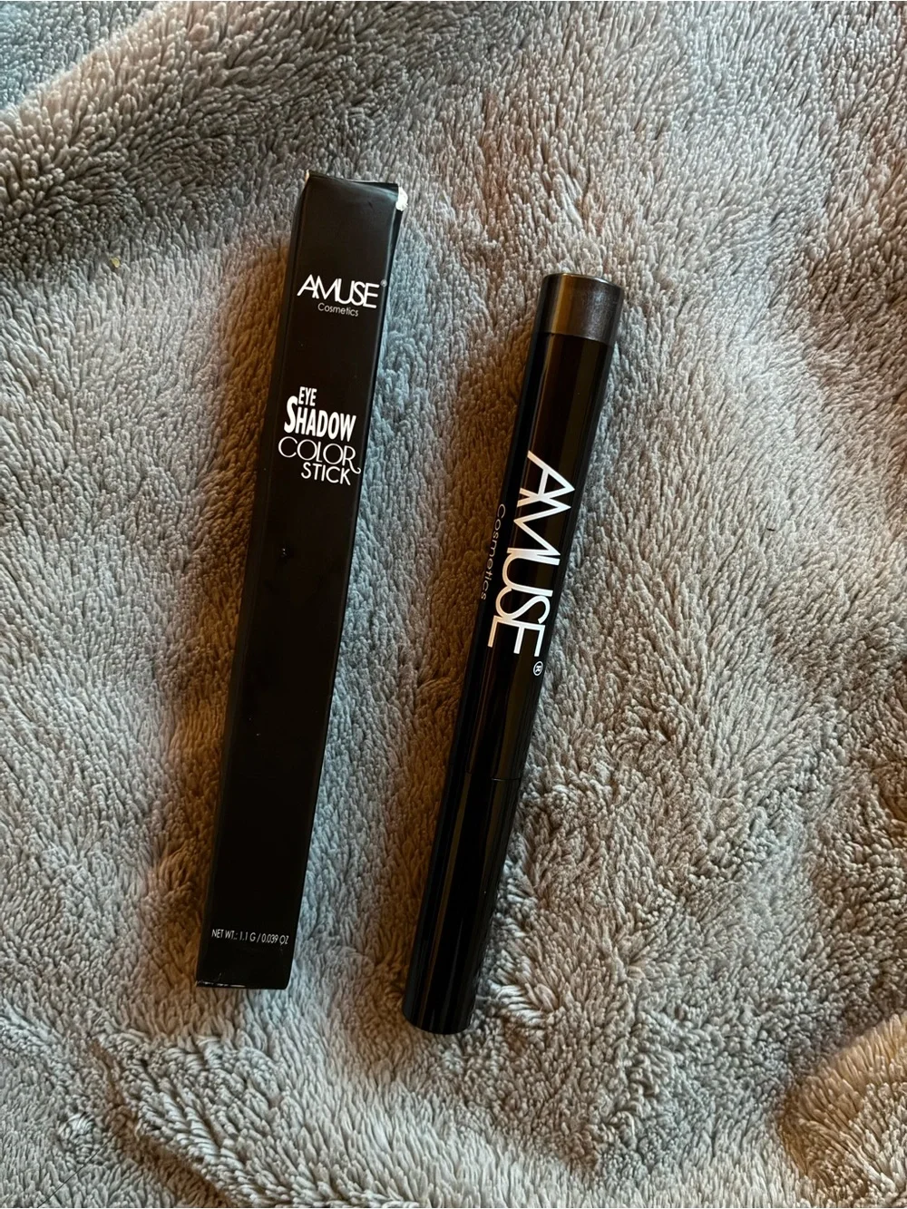 Amuse Eye Shadow Champagne Color Stick